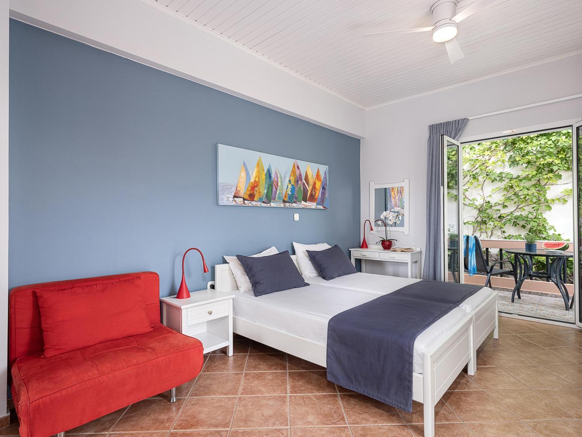 Elena Seafront Luxury Apartments Almirida Zimmer foto