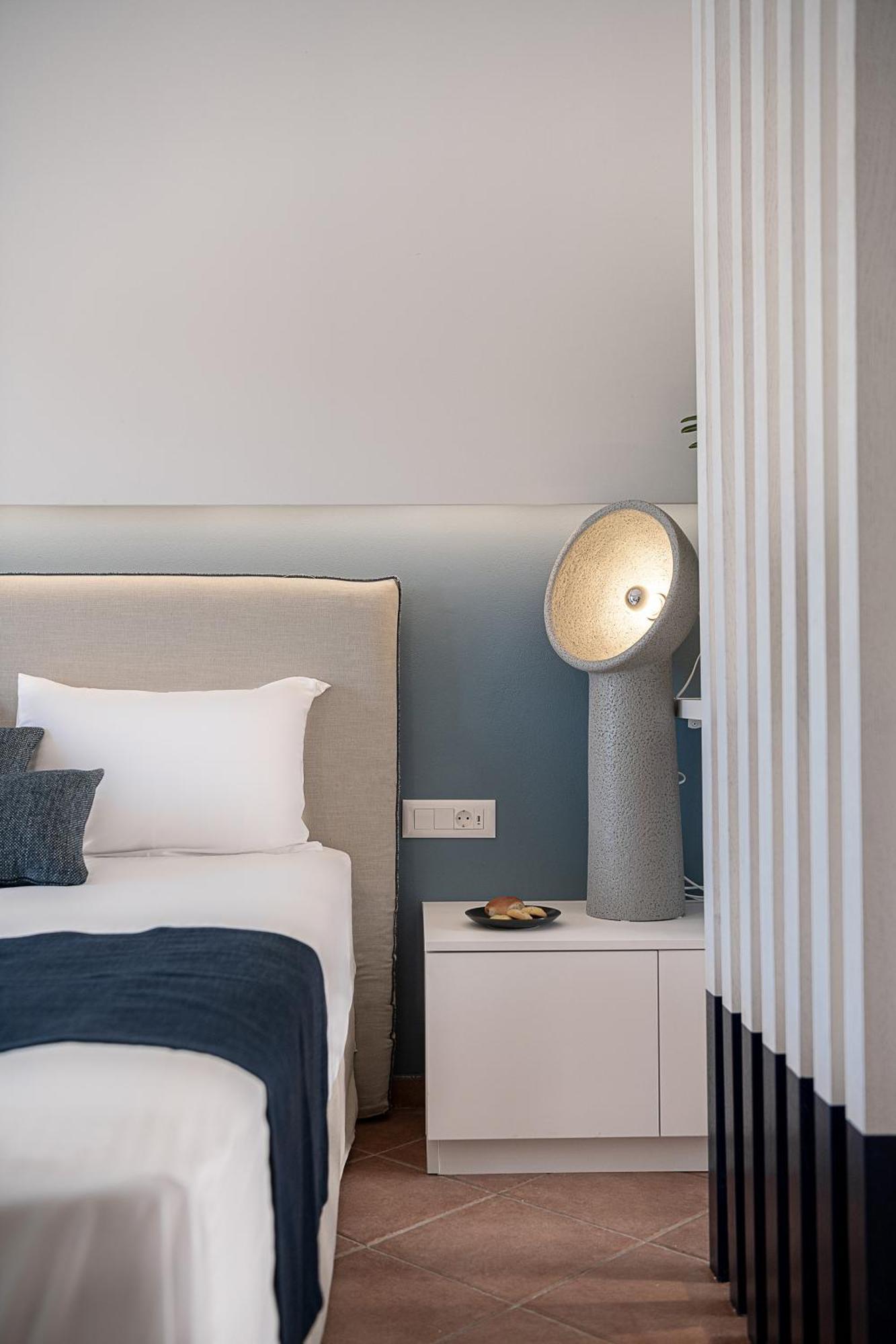 Elena Seafront Luxury Apartments Almirida Exterior foto