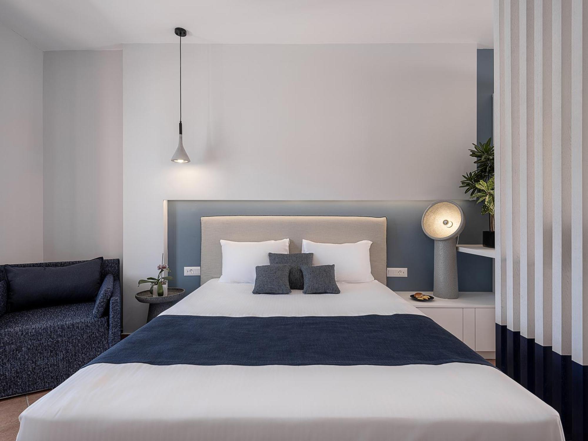 Elena Seafront Luxury Apartments Almirida Exterior foto