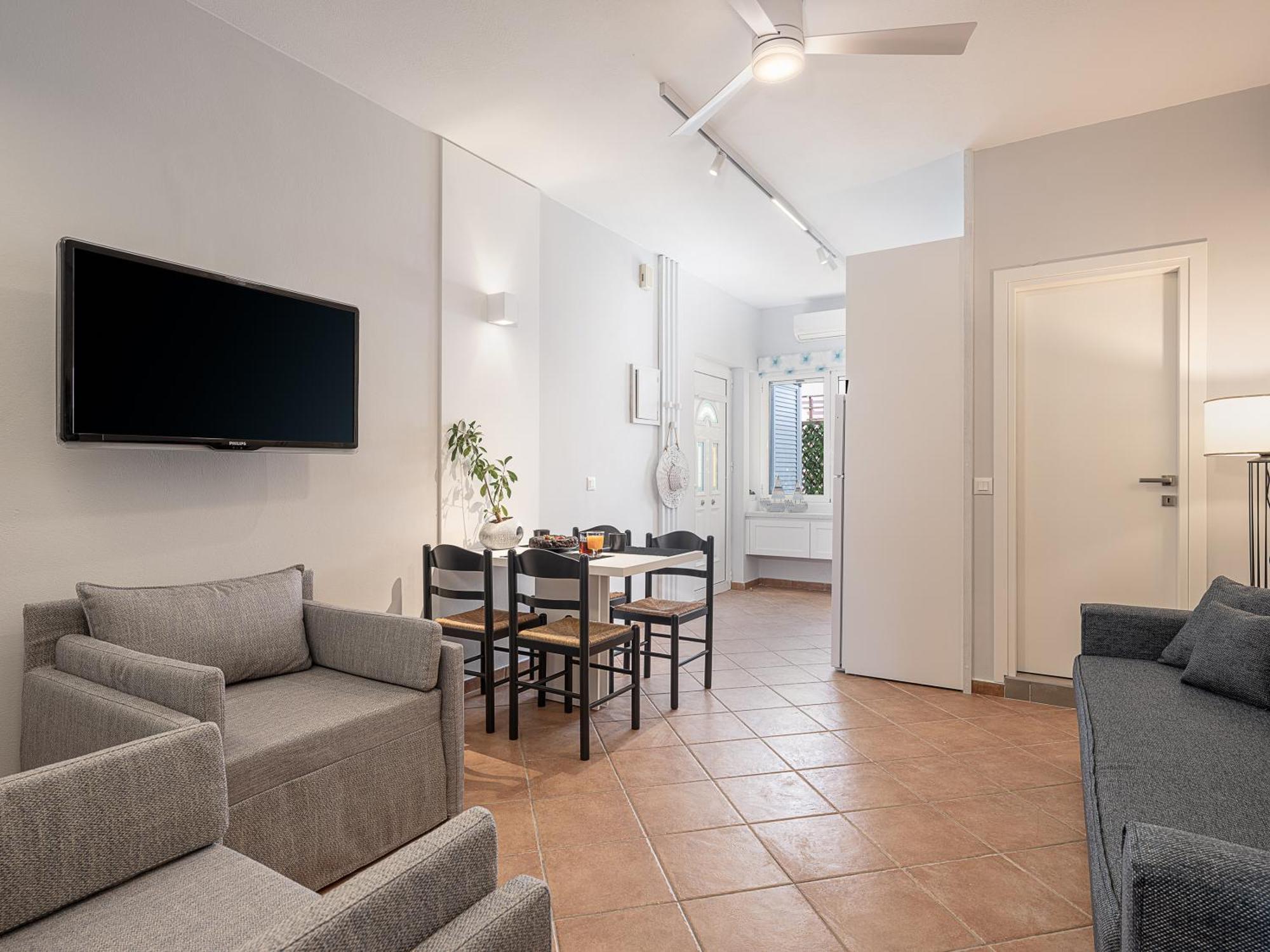 Elena Seafront Luxury Apartments Almirida Zimmer foto